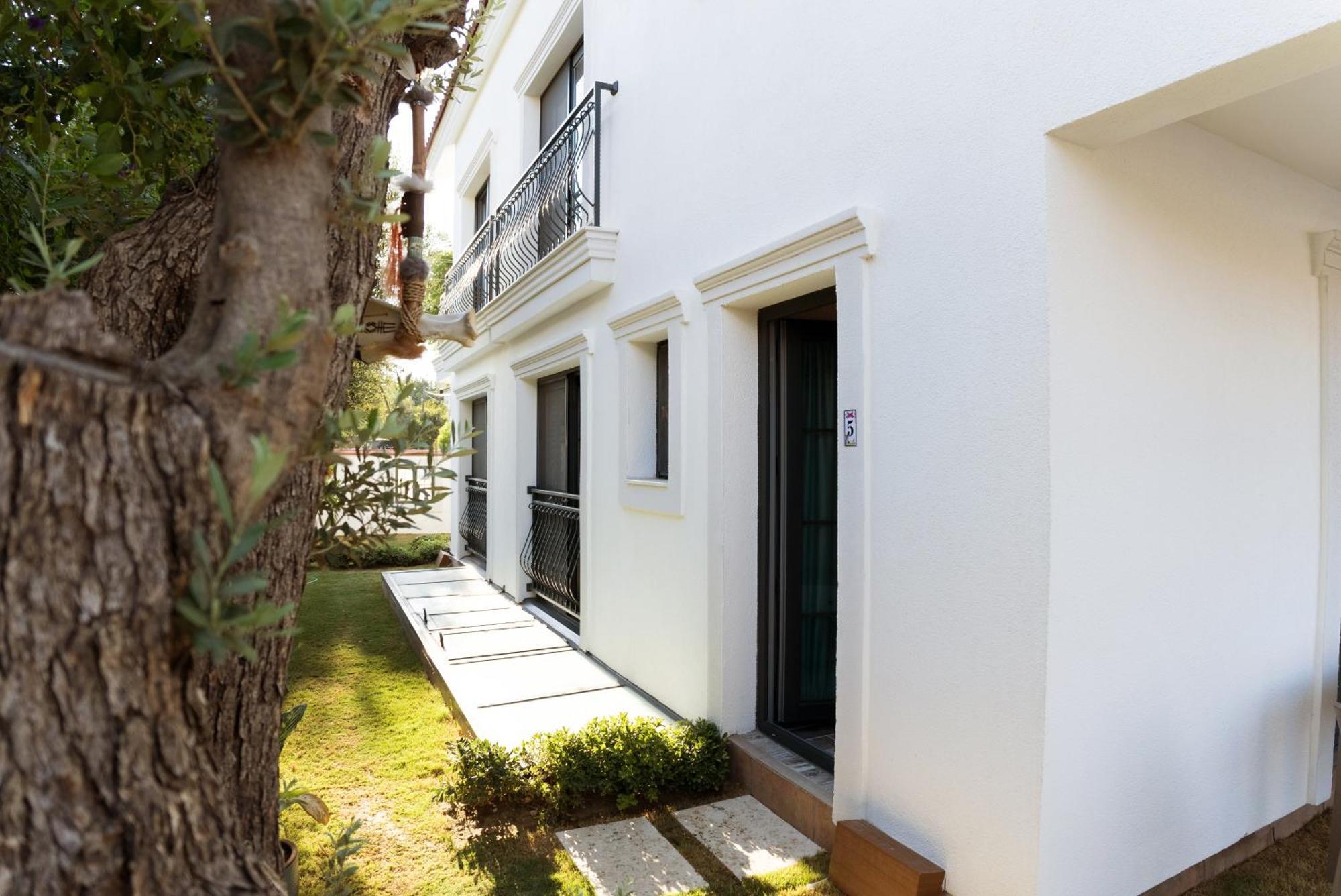 Julietotel Alacati Exterior photo